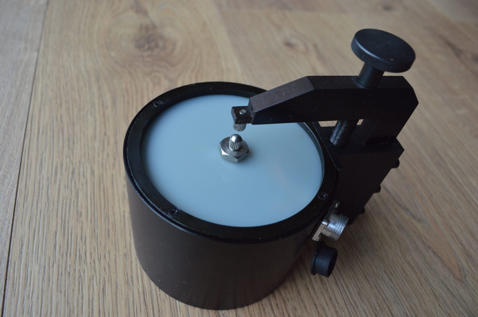 Piezoelectric Constant d33 meter Omega Piezo